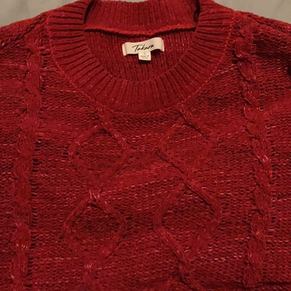 Purses, sweaters, jeans, shirts, shoes, and much more… - Picture 13 of 17